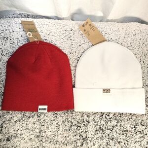 Nwt 2 Atlantis One Size Fits All Stocking Hats
